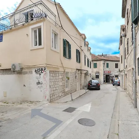 Basic 1 Apartman Split